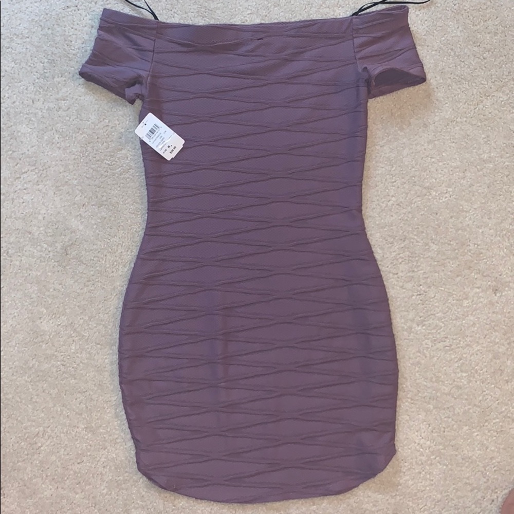 COPY - NEW WITH TAGS windsor off the shoulder mini dress